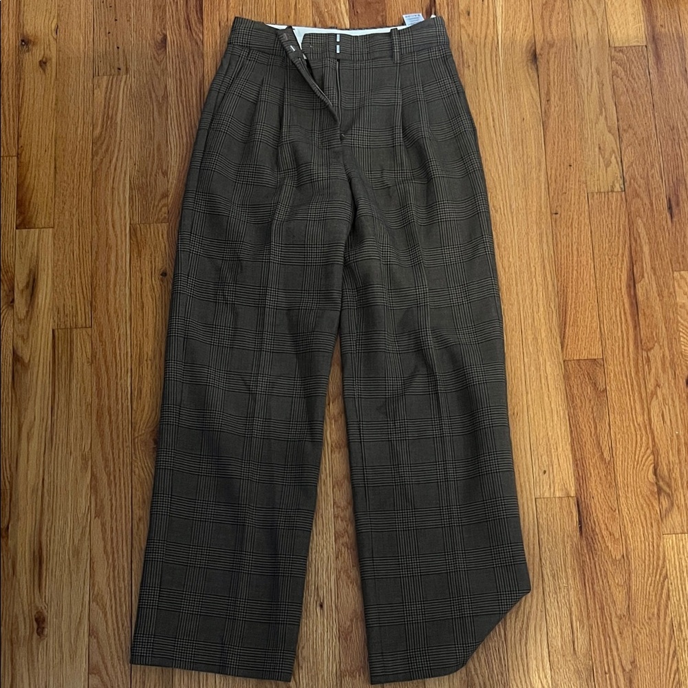 Aritzia Brown and Cream Effortless Pants